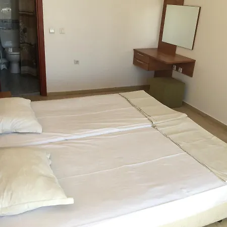 тwo-bedroom In Sun Village Eh Апартамент
